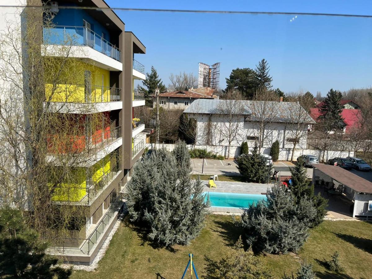 Tranzzzit Airport Apartment Otopeni Extérieur photo