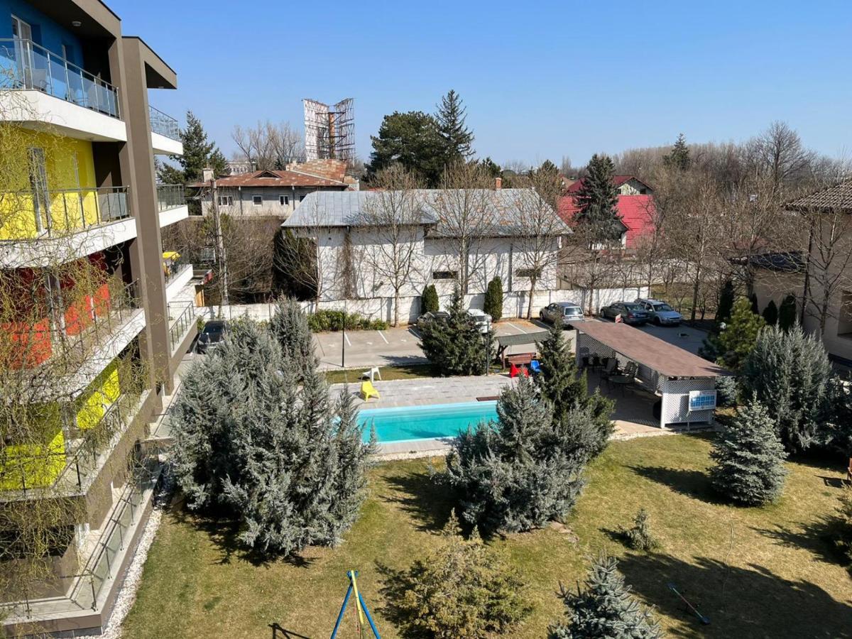Tranzzzit Airport Apartment Otopeni Extérieur photo
